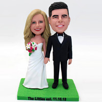Wedding bobbleheads